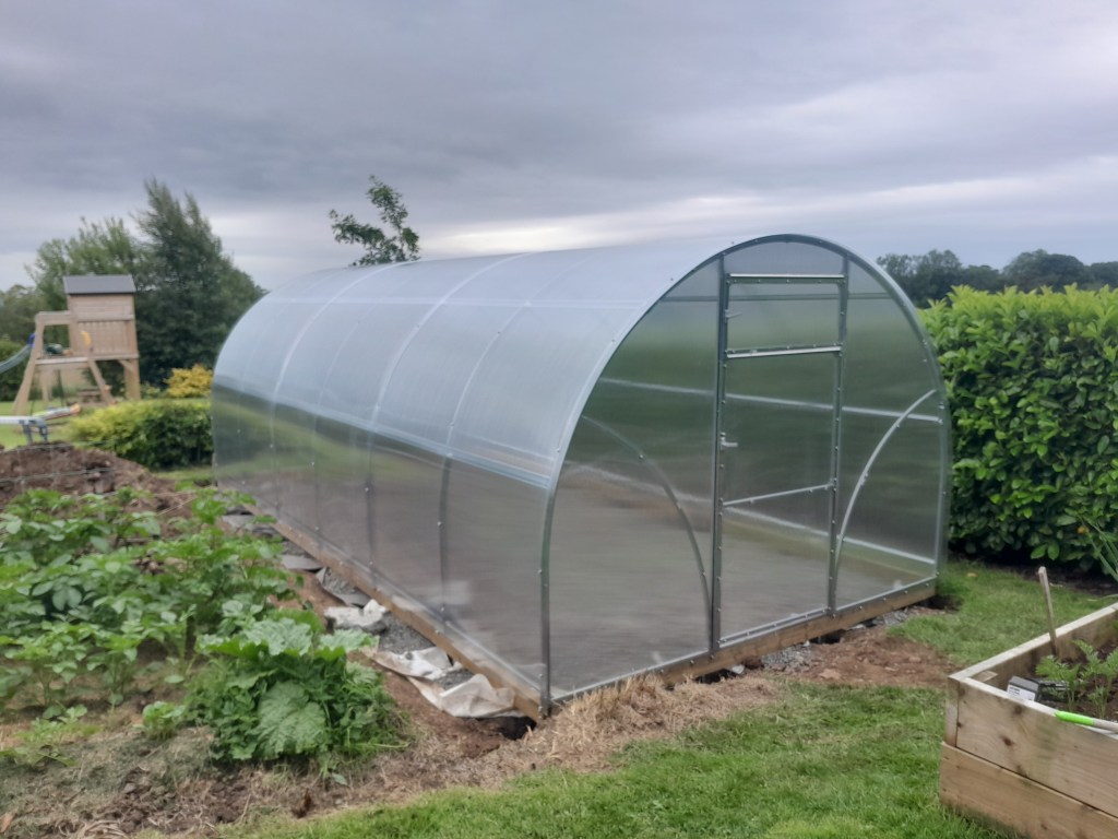 Polycarbonate Greenhouses